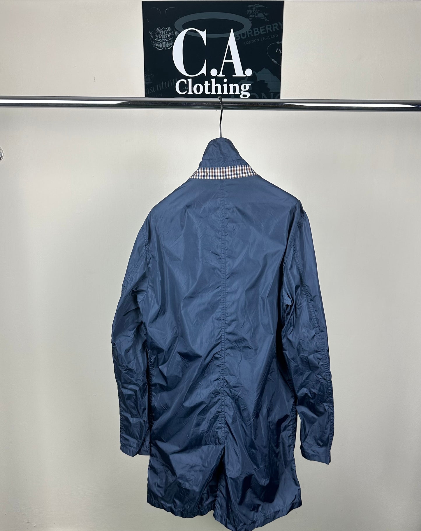 Aquascutum Trench Coat Size (M)