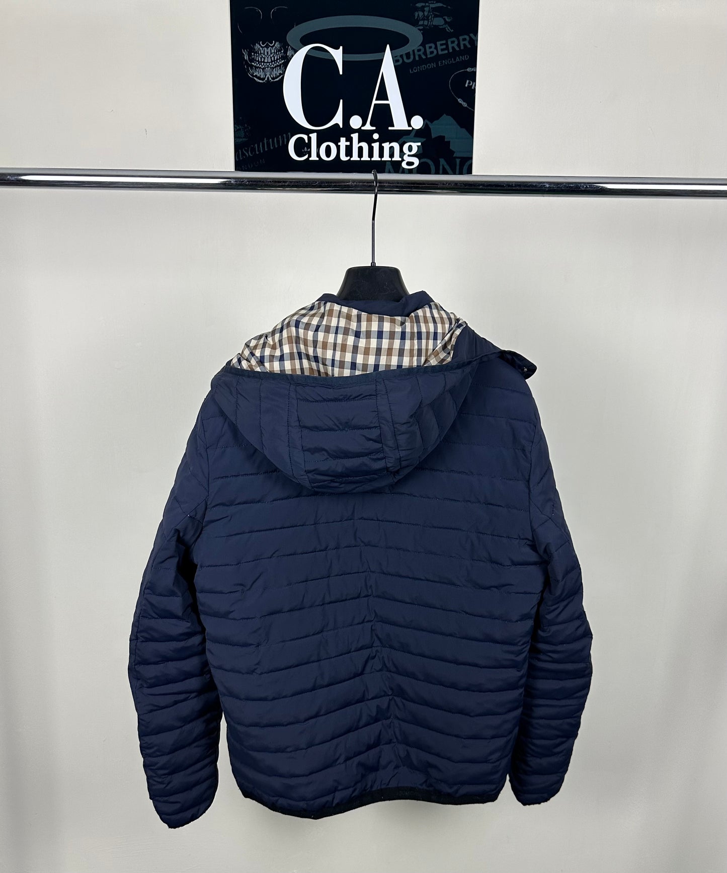 Aquascutum Down Coat Size (M)