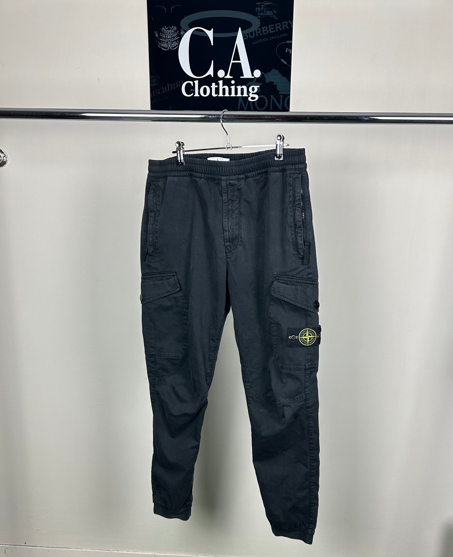 Stone Island Cargo Bottoms (33W)