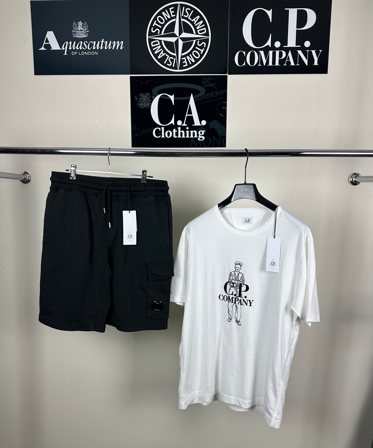 CP Company Summer Set - T-shirt (XL) Shorts (L)